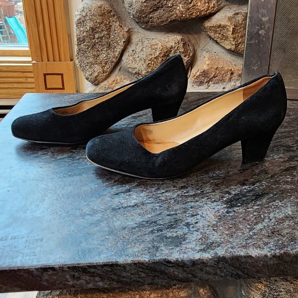 Trotters Penelope Black Suede Pumps Size 8.5W - Picture 5 of 16
